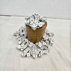 Dés de jeu en os de buffle de qualité supérieure 11*11mm pour jeux de table, faits à la main, hautement polis, taille personnalisable - Product Image 4