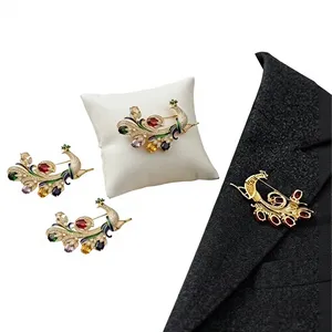 Broche ethnique tendance en cristal paon plaqué or avec pierres de zircon, épinglette bijou pour femmes et hommes, décoration de robe de soirée - Product Image 1