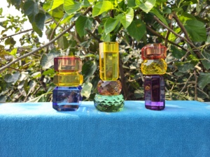 Quemador de Incienso Árabe de Acrílico, Elegante y Lujoso, Hecho a Mano, con Fragancia de Sándalo para Ramadán, Bakhoor, Ecológico y Natural - Product Image 1