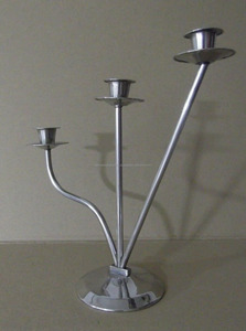 Candelabro de Aluminio Fundido de Alta Resistencia con 3 Luces • Decoración de Lujo Abstracta para Eventos de Hotel - Product Image 2