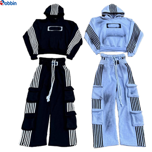 Conjunto de Sudadera y Pantalones Deportivos a Rayas de Diseño Personalizado, Pantalones Deportivos Holgados Unisex con Doble Cintura y Bolsillos Tipo Cargo - Product Image 6