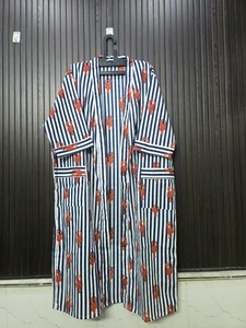 เสื้อคลุมอาบน้ำผ้าฝ้ายยาวสำหรับผู้หญิง สีน้ำเงินเข้ม ลายกุ้งก้ามกราม แขนสามส่วน เสื้อคลุมอาบน้ำลำลอง คอวี ผ้าทอเนื้อนุ่ม - Product Image 6