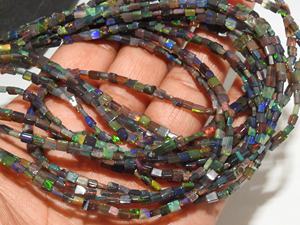 Cuentas de Ópalo Etíope Negro - Multicolor - Forma Cuadrada Acolchada - Para la Fabricación de Joyas - Hilo de 16 Pulgadas - 2-3MM Aprox. - Piedra Natural - Product Image 6