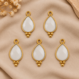 Pendentif en pierre de lune blanche en forme de poire, serti clos, facetté, connecteur pour la création de bijoux - Product Image 6
