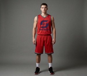 Ensemble d'uniformes de basketball personnalisés noir et blanc, maillot respirant en maille sublimée pour équipe, shorts pour jeunes et hommes, séchage rapide, vêtements OEM - Product Image 1