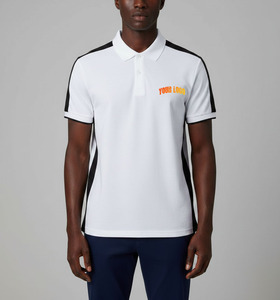 เสื้อเชิ้ตแขนสั้นสีขาวสำหรับผู้ชาย ผ้าเจอร์ซีย์เนื้อเรียบ ระบายอากาศได้ดี ทรงปกติ พิมพ์ลายโลโก้ด้านหน้า - Product Image 1