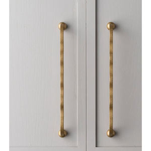 Poignées de meuble en alliage de zinc couleur champagne bronze, avec plaque de fixation et bords incurvés, pour armoires de cuisine, commodes et tiroirs (qualité usine) - Product Image 6