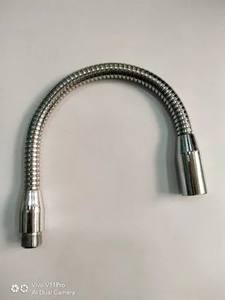 Resorte Flexible de Alta Calidad de 10 mm para Micrófono de Podio, para una Voz Clara y Precisa - Product Image 4