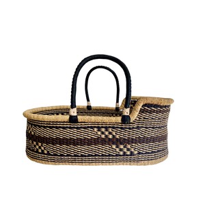 Cesta cambiador de mimbre con diseño de ondas oscuras personalizado, con cesta cambiador de ratán a juego y asas negras para tiendas de bebés - Product Image 3