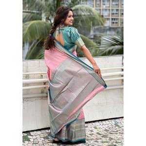 ผ้าไหมกันจิววารัมสีชมพูอ่อน  ชุดราตรีแบบดั้งเดิมปักดิ้นทอง  โดย Elite Weaves - Product Image 1