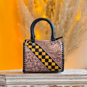 Bolso de Hombro de Cuero Genuino Venus Leathers para Mujer y Niña, Bolso de Viaje 2026 con Estampado de Letras y Cierre de Cremallera - Product Image 1