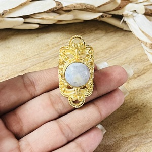 Bagues tendance en pierre de lune, bague tribale en laiton pour femme, plaquée or 18 carats, filigrane vintage, bague ethnique statement pour la vente en gros/OEM/ODM - Product Image 2