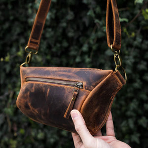 Service OEM Nouvelle Arrivée Sacs Banane en Cuir Véritable pour Hommes, Style Vintage, Meilleures Ventes - Product Image 1