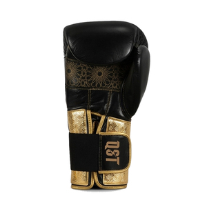 ถุงมือชกมวยคุณภาพสูงสีดำ QST ระบายอากาศได้ดี น้ำหนักเบา ปิดด้วยแถบตีนตุ๊กแก บรรจุภัณฑ์แบบ ODM ตามสั่ง - Product Image 3