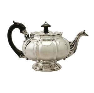 Elegante y Maravilloso Diseño de Tetera Árabe de Acero Inoxidable y Latón para Servir Té y Café a los Mejores Precios - Product Image 4