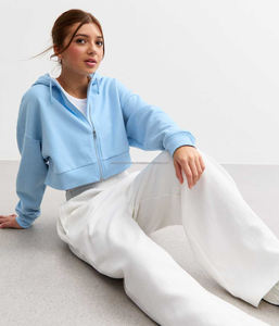 Sudadera con Capucha de Primera Calidad para Mujer, 100% Algodón, con Cierre, Logotipo Frontal, Otoño-Primavera, Color y Talla Personalizables, Tejido Transpirable y Cómodo - Product Image 4