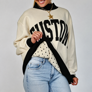 Sudadera de punto de forro polar oversize para mujer, con estampado de letras, hombros caídos asimétricos, capucha y longitud regular, transpirable por delante. - Product Image 1