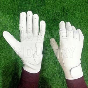 Gants de frappe de baseball en cuir professionnels, robustes, de haute qualité, réglables, durables, personnalisés, pour l'entraînement et la sécurité des mains. - Product Image 4