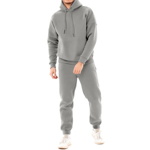 Survêtements pour hommes personnalisés fabriqués avec des matériaux d'origine, à manches longues, respirants, en polyester/coton. - Product Image 1