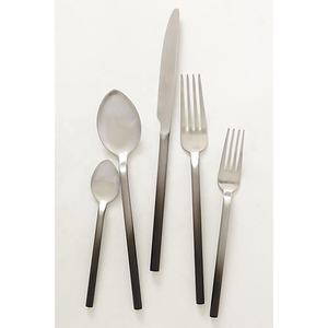 Royal ชุดเครื่องใช้บนโต๊ะอาหารสแตนเลสด้ามแบนแบบใช้ซ้ำได้ช้อนและส้อมทำจากเงินสีดำแบบเกาหลี - Product Image 1