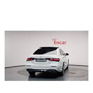 Mercedes-Benz Classe E E350 4MATIC AMG Line 2023, 26 529 km, boîte automatique, sièges en cuir, conduite à gauche, caméra de recul - Product Image 4