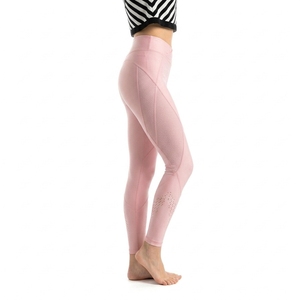 Leggings de baile personalizados para mujer, hechos con tela elástica en cuatro direcciones, cómodos, con ajuste perfecto y acabado duradero para fitness. - Product Image 4