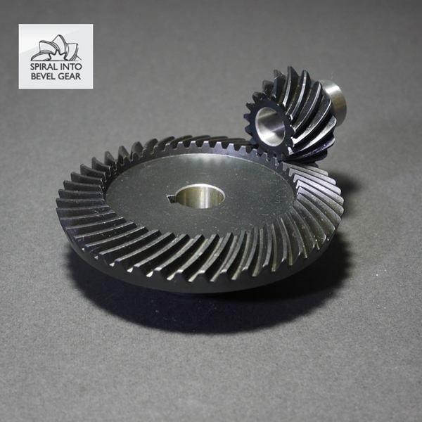 Heavy Duty Spiral Bevel Gear OEM Precision Steel Casting for Agricultural Machinery Right Hand Direction