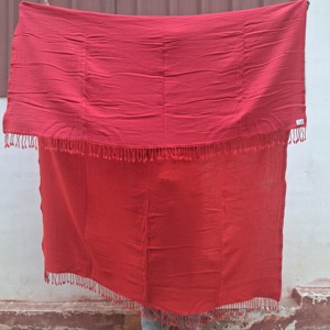 <b>Red</b> Solid Color Rectangular Wool Woven Throw Blanket Anti-Pilling Home Use Winter Wholesale Lightweight Luxury Skin-Friendly - Product Image 2