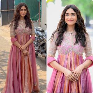 Robe Anarkali de créateur pour femme avec dupatta, rose et orange, brodée de Zari, longueur ras du sol, pour mariage et fêtes - Product Image 3