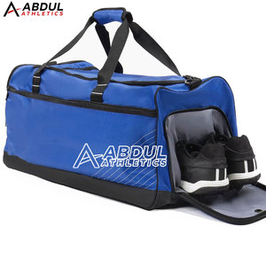 ชุดฟุตบอลทันสมัย เสื้อและกางเกงขาสั้น ผ้าระบายอากาศได้ดี เหมาะสำหรับการฝึกซ้อม การแข่งขัน และการเล่นกีฬาแบบทีม - Product Image 3