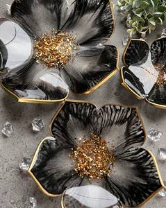 Tazón Decorativo de Resina con Forma de Flor Negra, Resistente al Calor, de Lujo, con Brillo Plateado, Artístico, Hecho a Mano, Regalo Empresarial, Estilo Moderno - Product Image 2