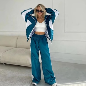 ชุดวอร์มผ้าฟลีซสำหรับผู้หญิงชุดวอร์มลำลองทรงหลวมมีโลโก้ออกแบบได้ตามต้องการ - Product Image 1