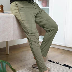 Pantalon de sport léger en tissu extensible conçu pour la course à pied, la gym, les entraînements et la remise en forme - Product Image 5