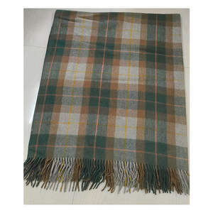 Manta de Lujo para Dormitorio con Textura Suave y Sensación Acogedora para Uso Diario - Product Image 1