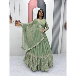 Lehenga Choli tendance en géorgette avec broderie et sequins, avec dupatta PISTA - Product Image 1