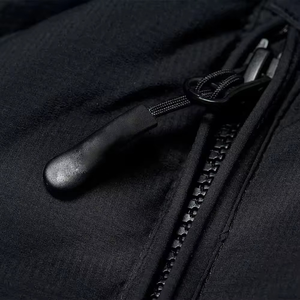 Chaqueta de Plumón Negra de Lujo para Hombre, con Capucha, Gruesa, para Invierno, Estilo Urbano, Diseño de Alta Gama - Product Image 6