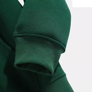 Sweat-shirt à capuche uni pour homme, coupe classique, décontracté, avec poche avant, vert olive - Product Image 3
