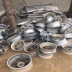 Déchets de roues en aluminium triés, alliage léger, ressource conçue pour une récupération et un traitement fiable des métaux - Product Image 1