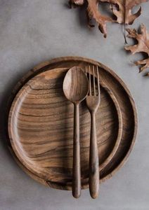 Modern Design Eco-Friendly Wooden <b>Disposable</b> <b>Plates</b> with Customized Pattern Polished Finish Shape Dishwasher Safe for Party Use - Product Image 2