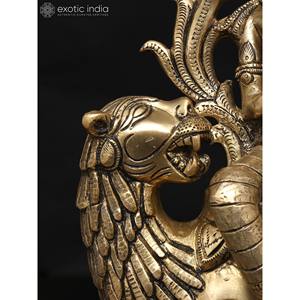 Diosa de latón de 15 pulgadas Tara sentada en una escultura budista de León para decoración del hogar y Templo hecho en La India - Product Image 4