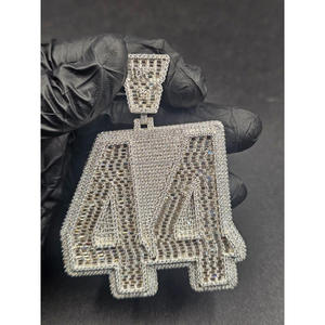 Pendentif Moissanite Diamant Iced Out Numéro 44 Chaîne Hip Hop Bijoux de Luxe Bling Cadeau - Product Image 1