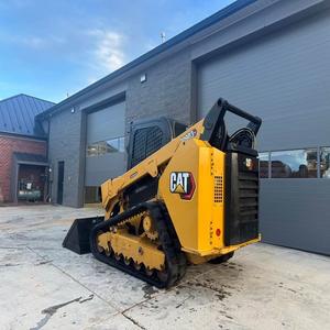 Chargeurs sur pneus Cat de qualité supérieure, modèle 299D3 XE, haute efficacité, idéaux pour la construction, l'agriculture et l'aménagement paysager - Product Image 1