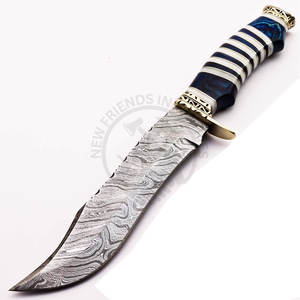 Cuchillo Bowie de Acero de Damasco Hecho a Mano, Nuevo, Cuchillo de Hoja Fija Afilada para Caza y Camping con Mango de Madera y Hueso - Product Image 4