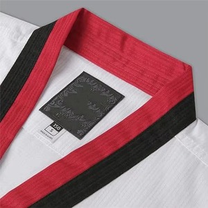 Uniforme Ligero de Taekwondo con Cinturón Negro, Uniforme de Taekwondo Hecho a Medida con Servicio OEM - Product Image 4