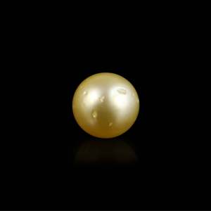 Natural Golden Seawater Pearl 4.2 Carat Loose Gemstone for Fine Jewelry Making - Product Image 1