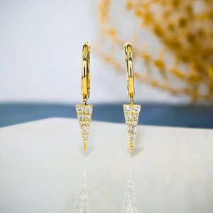 Pendientes de Oro Sólido de 18k con Diamantes Naturales, Corte Brillante Redondo Clásico, Joyería Fina Minimalista y Brillante, Regalo de Lujo para Ella - Product Image 6