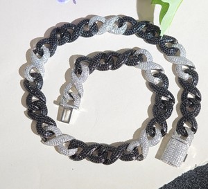 สร้อยคิวบาลิงค์แบบฝังเพชรโมอิสซาไนต์สีดำ VVS ขนาด 12 มม. สไตล์ฮิปฮอป เครื่องประดับเงินแท้ 925 ดีไซน์หรูหรา - Product Image 2