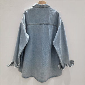 Chemise en jean délavé à manches longues pour femme Muzamin Apparel, coupe classique, style vintage, polyester/coton, séchage rapide, haute qualité - Product Image 2