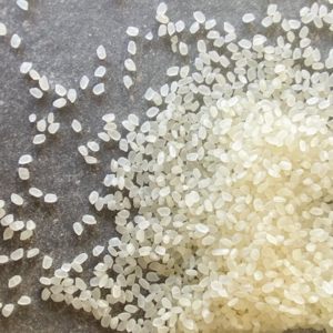 Arroz de Grano Corto de Primera Calidad, Arroz Parboilizado para Cocinar a Diario, Alimento Saludable, Precio Directo de Fábrica - Product Image 1