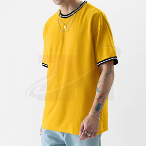 Novedades: Camiseta de manga corta amarilla para hombre, corte oversize, ribete en contraste, cuello redondo, estilo casual, de algodón, venta al por mayor - Product Image 1